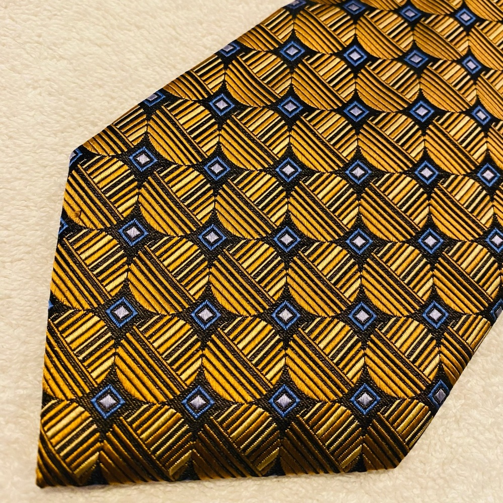 Brand New Trendy Power Tie By GENESIS